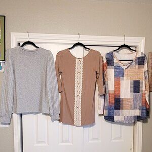 FREE SHIPPING!!!   Bundle of 3 Tops - 2 New w/Bags 1 Lilypad size M